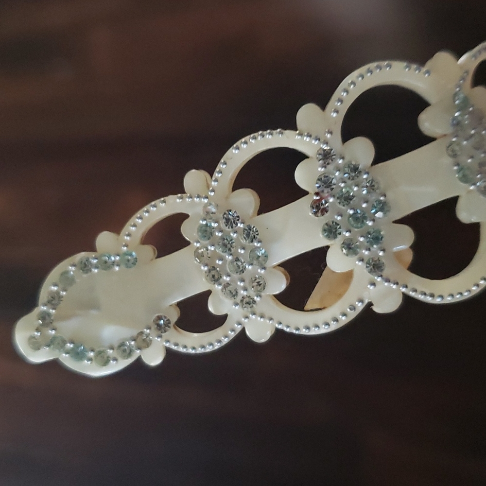 VTG 'by Charles' Mother of Pearl, and crystals hair clip, Belgium - Picture 6 of 12